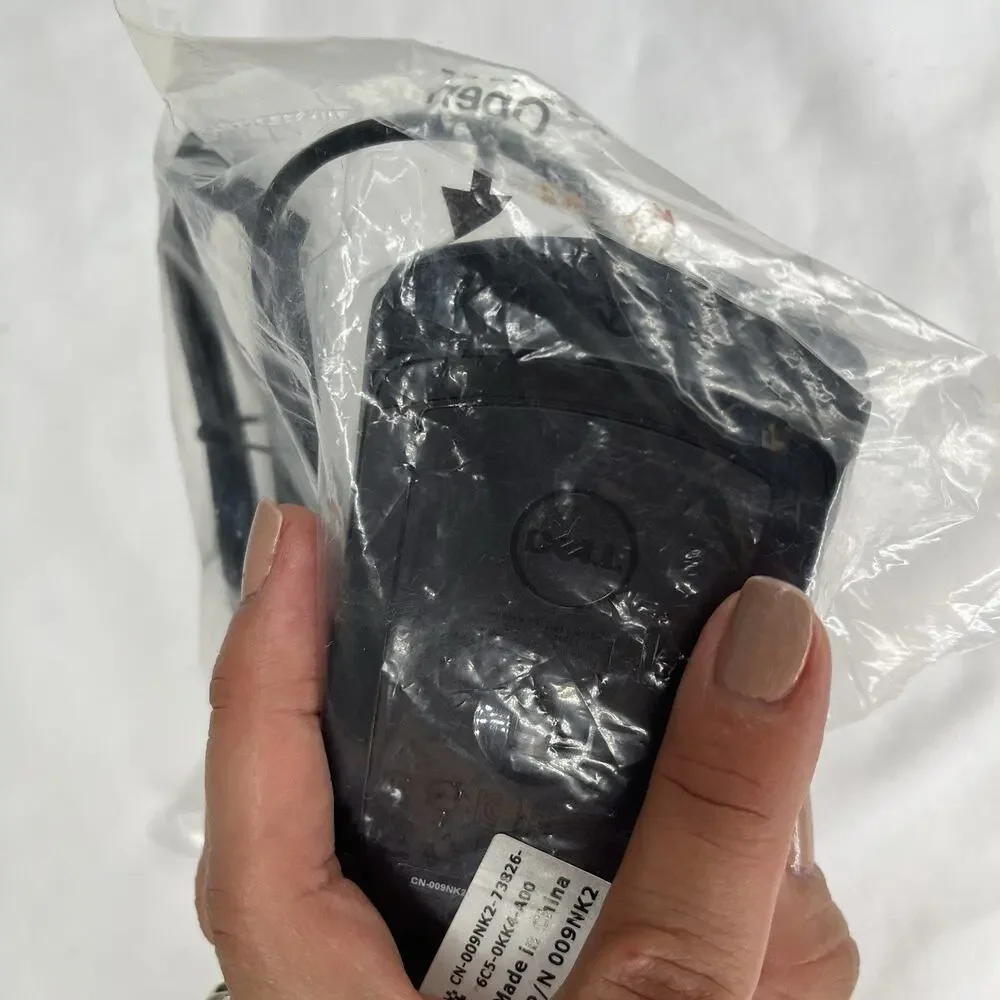 Dell Optical wired Usb Cable Mouse Model MS116P New DP/N 009NK2